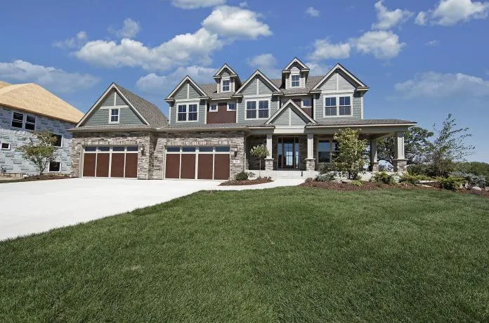 James Hardie Inspiration for Design by Bloomfield Construction - Photo 2