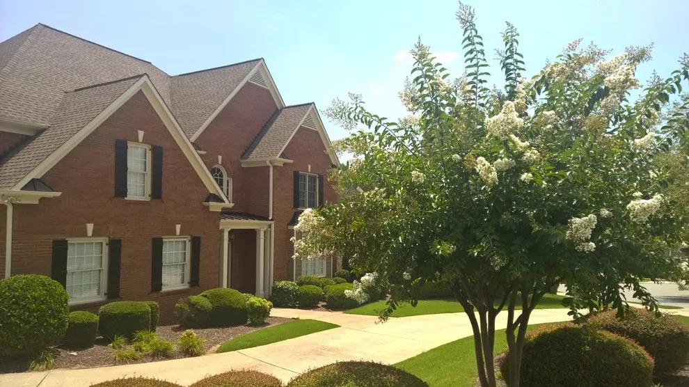 Hicks Roofing - Photo 2