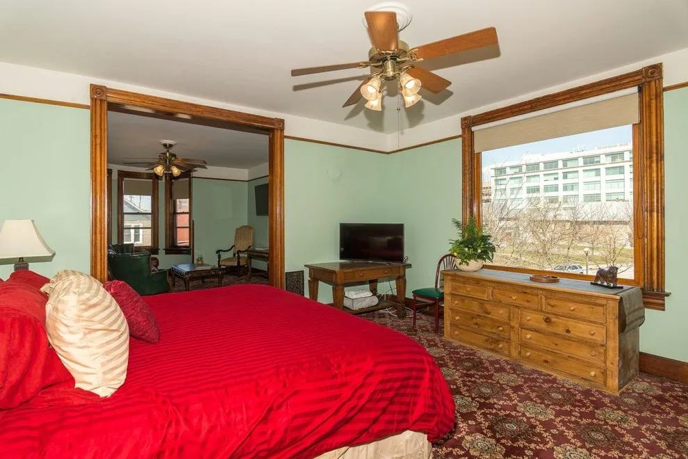 Meridian Villa - Indianapolis, IN by Monon Construction Group - Photo 19