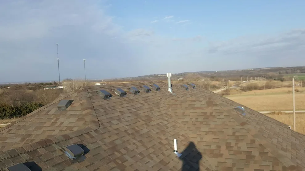 Appelhanz Roofing - Photo 10