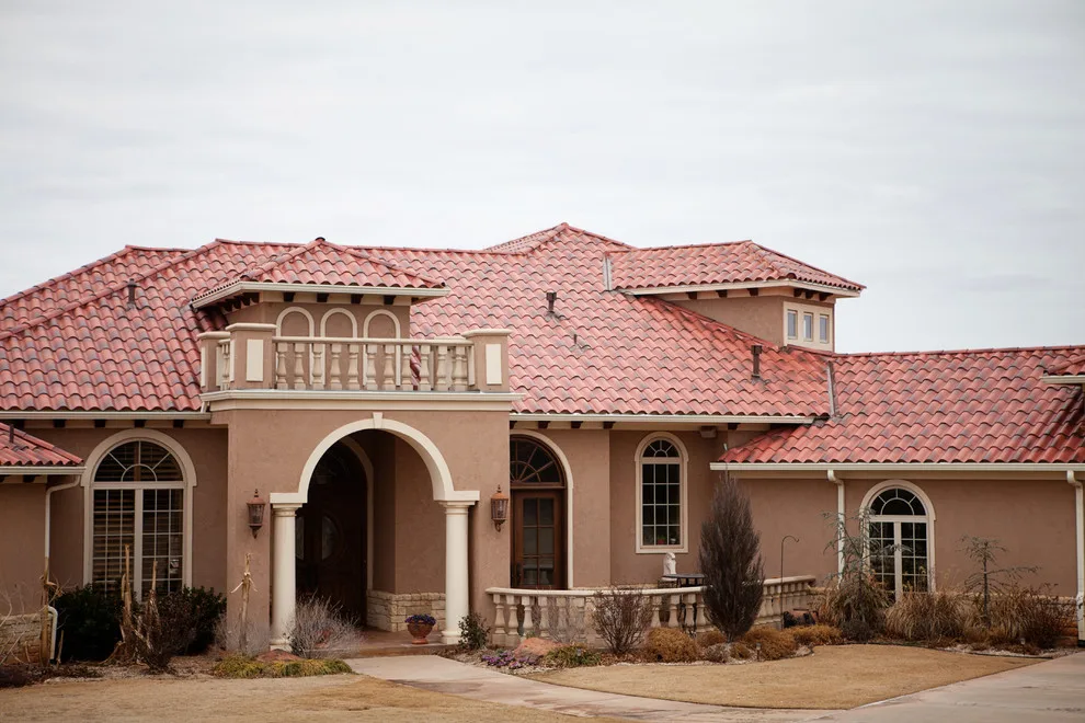 Elliott Roofing - Photo 7
