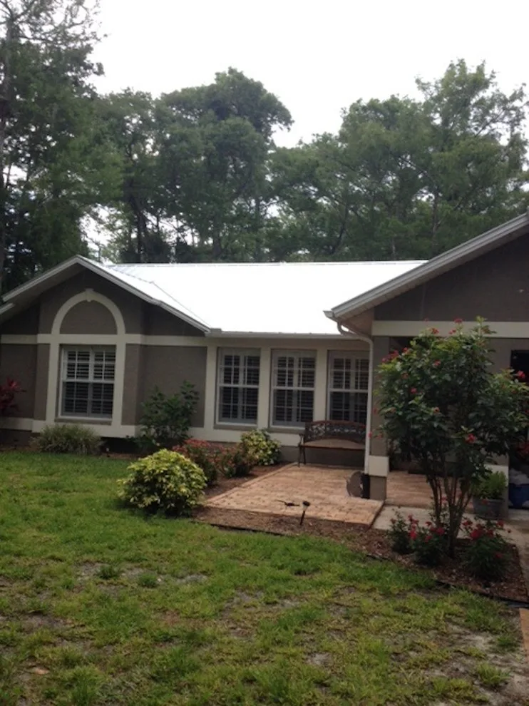 Dura-Loc Roofing Inc. - Photo 8