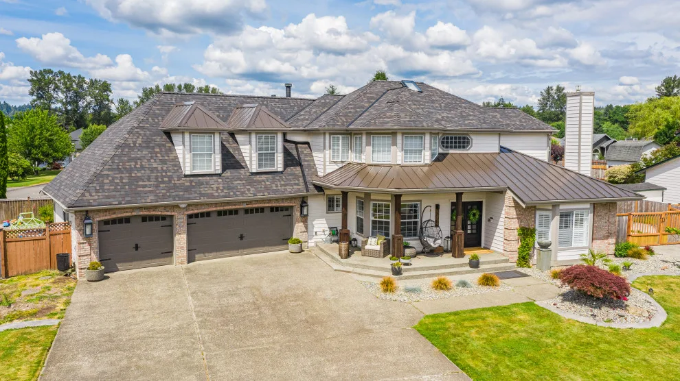 Valentine Roofing - Photo 13