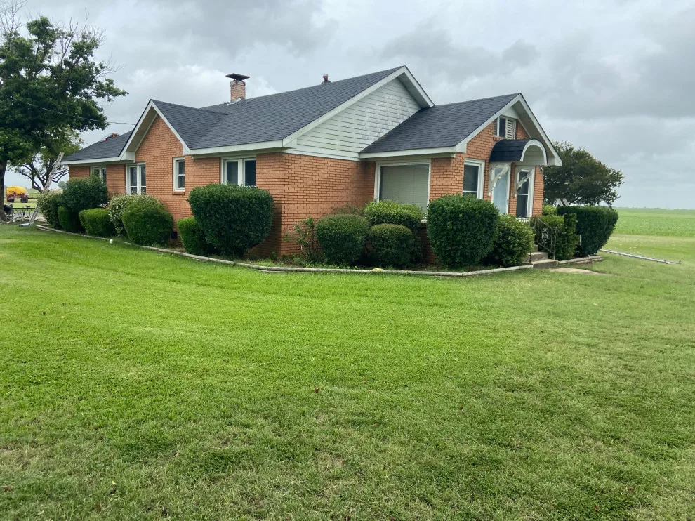 Arkansas River Valley Roofing - Photo 2