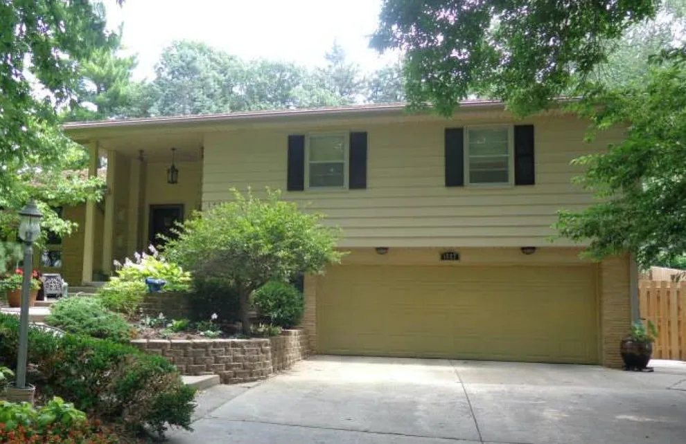 Hometown Roofing - Photo 13