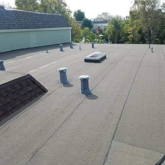 Fresh Roofing by Moctezuma Roofing Inc. - Photo 2
