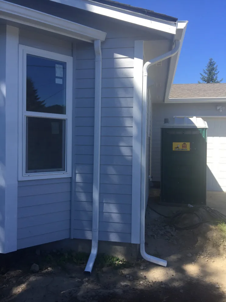 David Christie Rain Gutters - Photo 2