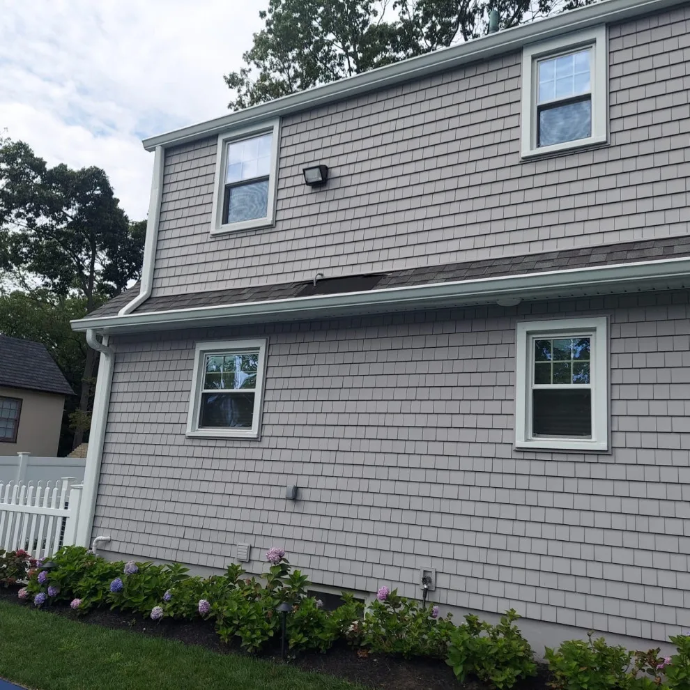 Medici Roofing And Siding - Photo 8