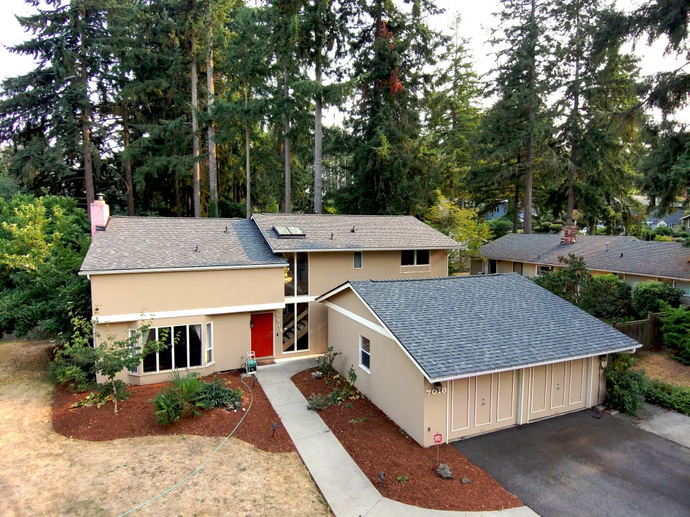 Orca Roofing & Exteriors - Photo 4