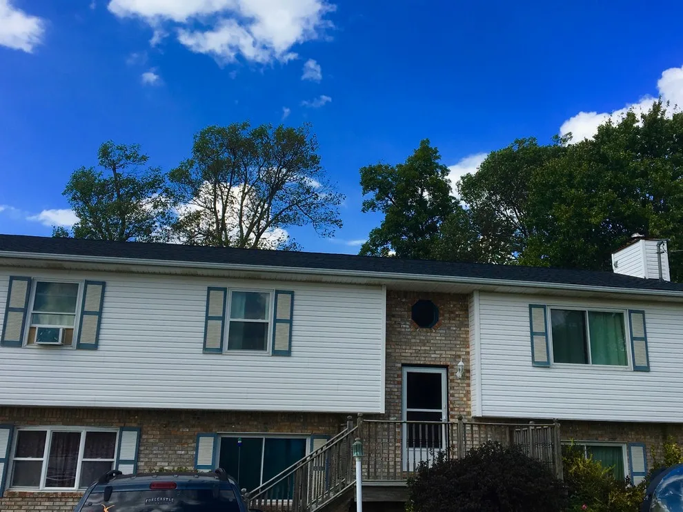 Roof Installation in Radcliffe, Kentucky by Brownstone Roofing - Photo 2