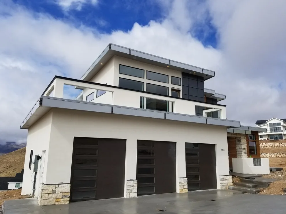 Oasis Rain Gutter And Exteriors - Photo 5
