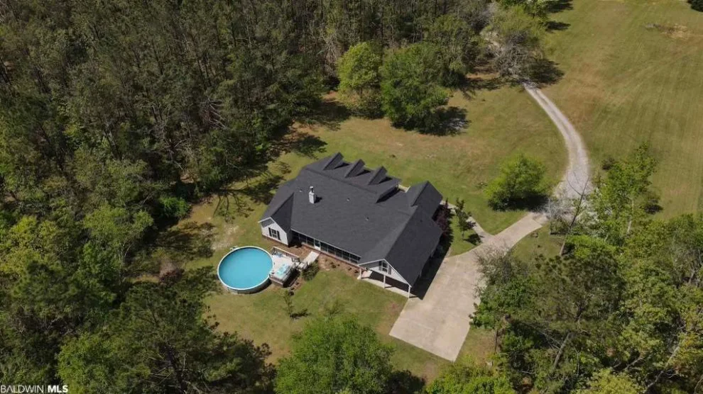 I AM Roofing LLC - Photo 14