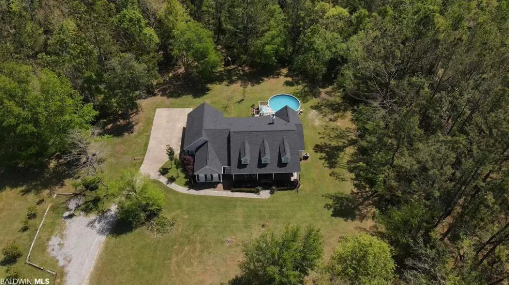 I AM Roofing LLC - Photo 11