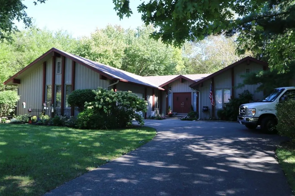 Genuine Roofing Initiatives by 4 Guys And A Roof - Photo 7