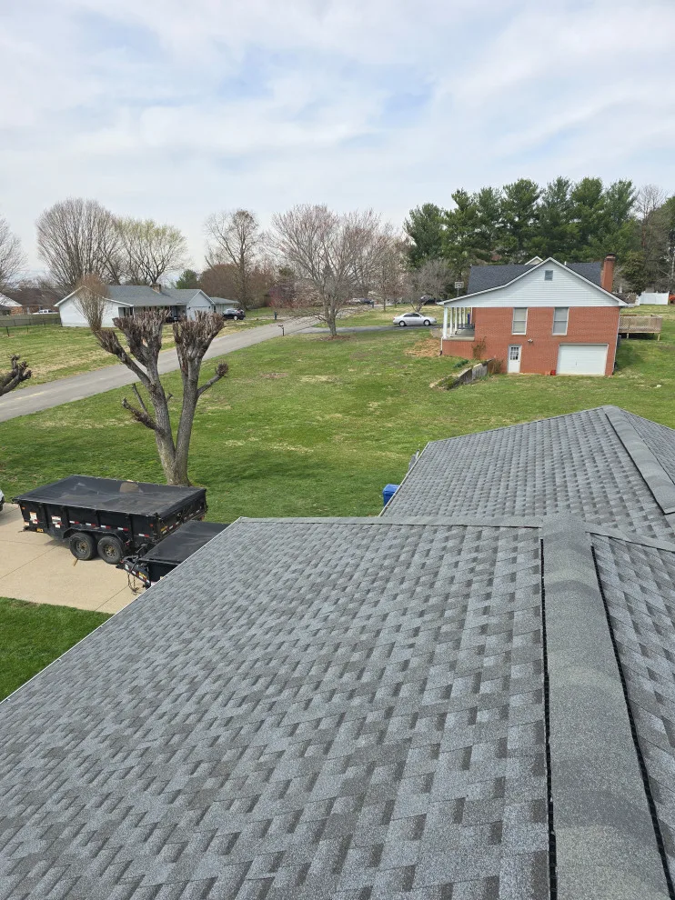 Thoroughbred Roofing - Photo 4
