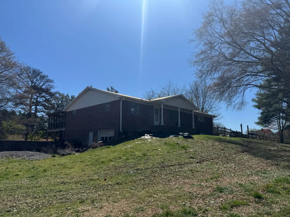 Roof Renovation by Southeast Roofing And Exteriors LLC - Photo 29