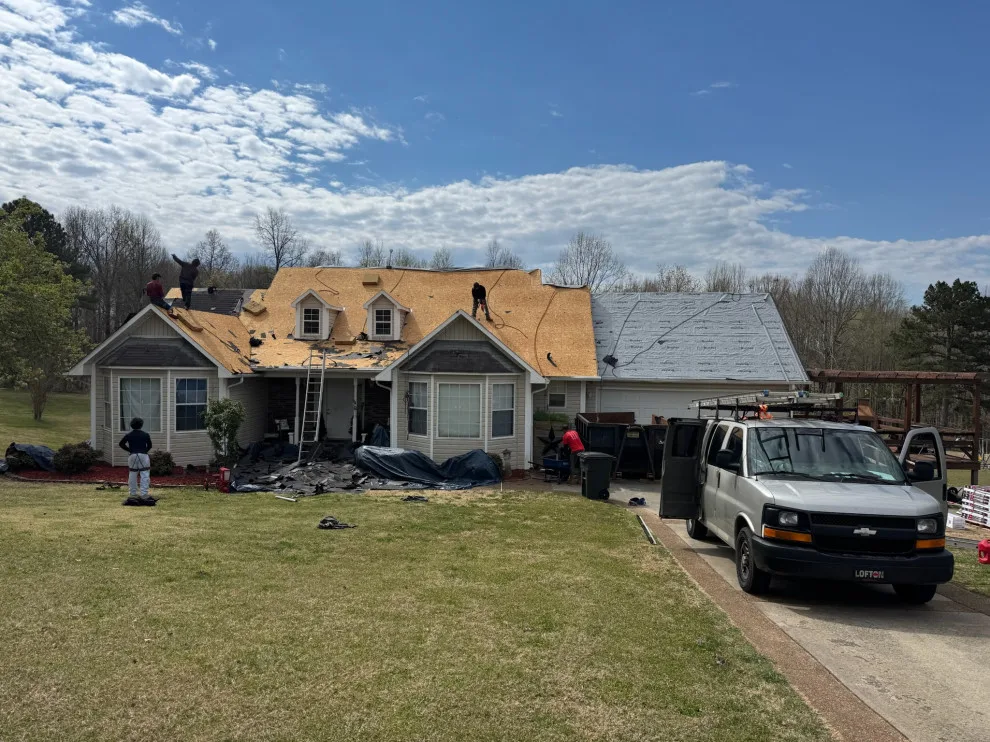 Roof Renovation by Southeast Roofing And Exteriors LLC - Photo 10