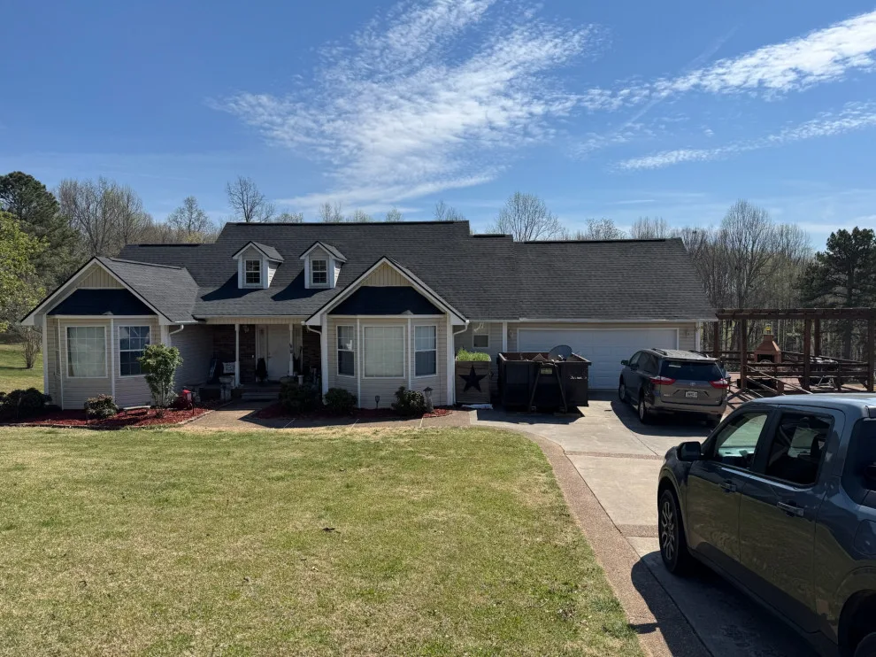 Roof Renovation by Southeast Roofing And Exteriors LLC - Photo 40