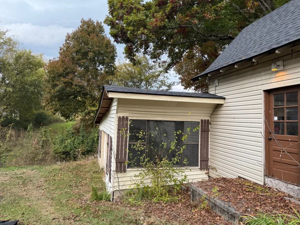 Roof Renovation by Southeast Roofing And Exteriors LLC - Photo 19