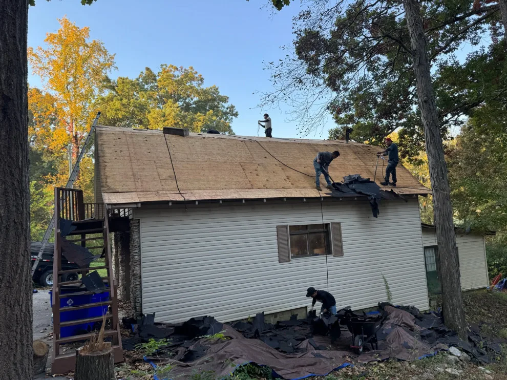 Roof Renovation by Southeast Roofing And Exteriors LLC - Photo 32