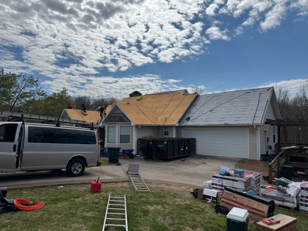 Roof Renovation by Southeast Roofing And Exteriors LLC - Photo 27