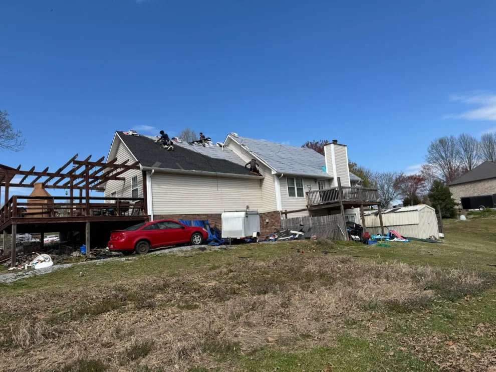 Southeast Roofing And Exteriors LLC - Photo 6