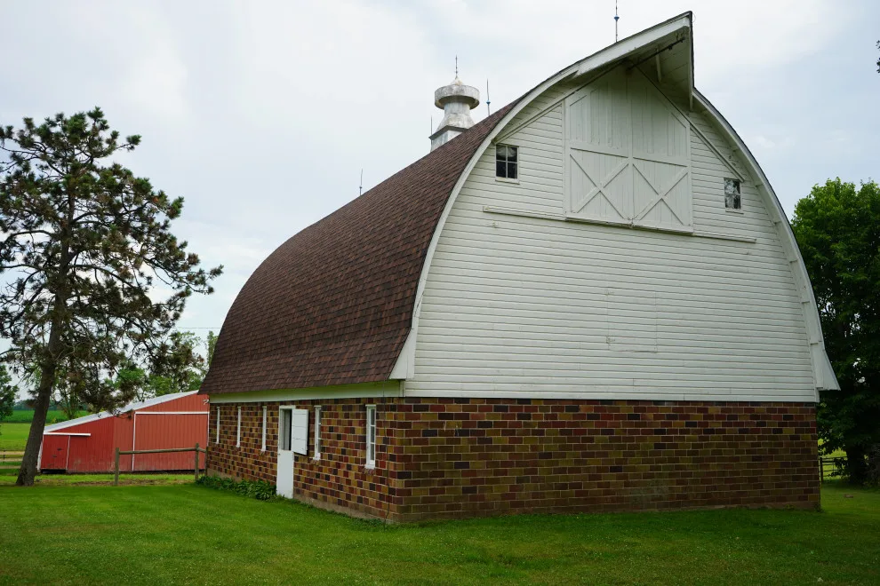 Roofing and Outdoor Projects by CoMitted 365 Roofing & Exteriors - Photo 27