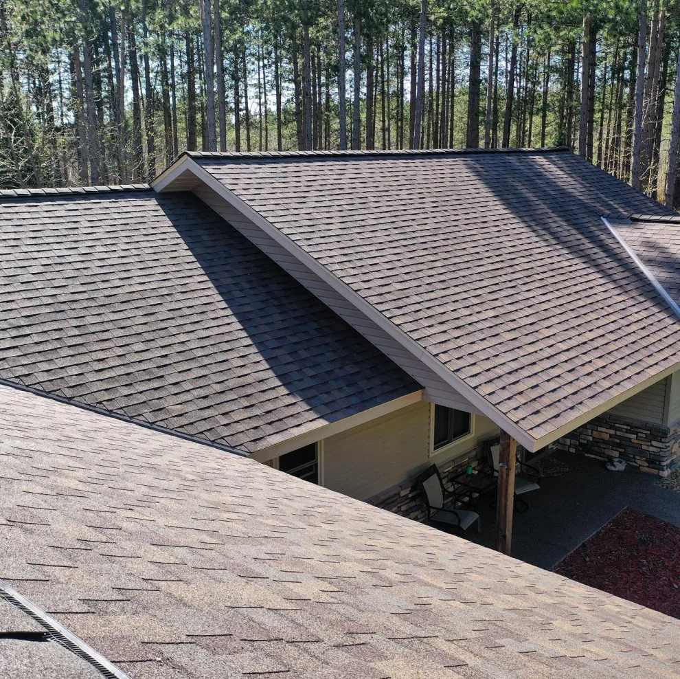 Roofing and Outdoor Projects by CoMitted 365 Roofing & Exteriors - Photo 26