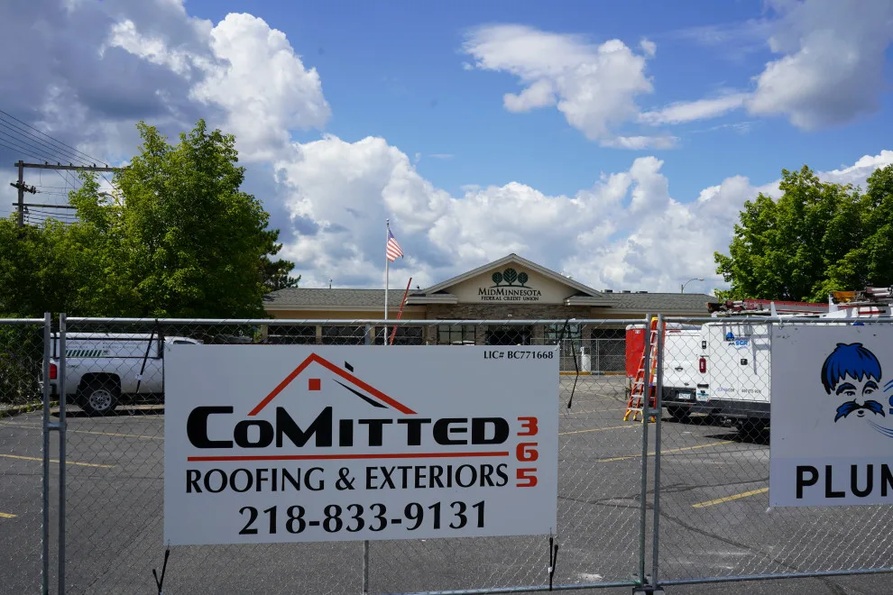 Roofing and Outdoor Projects by CoMitted 365 Roofing & Exteriors - Photo 25