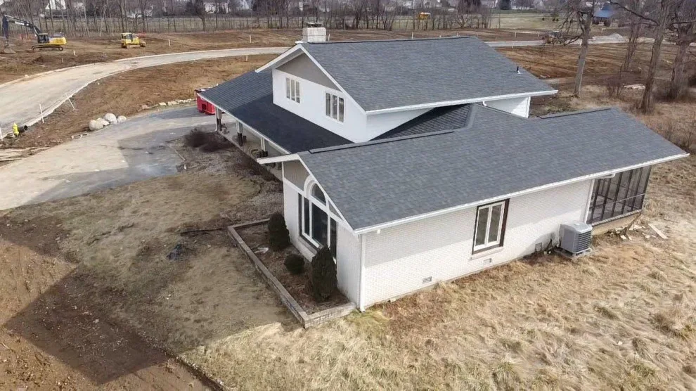 Rojas Roofing - Photo 2