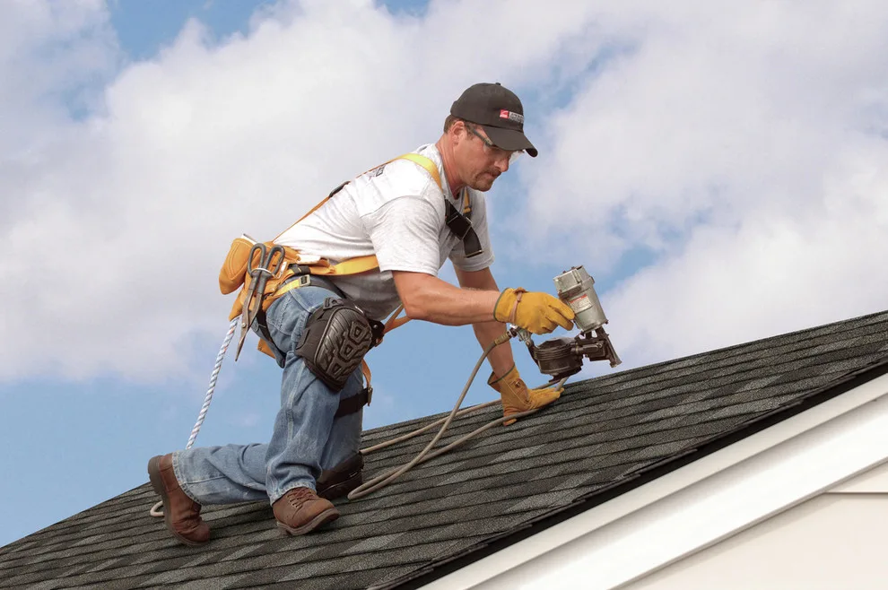 Valley Village, CA Roofing Specialists by 12 Roofing - Photo 3