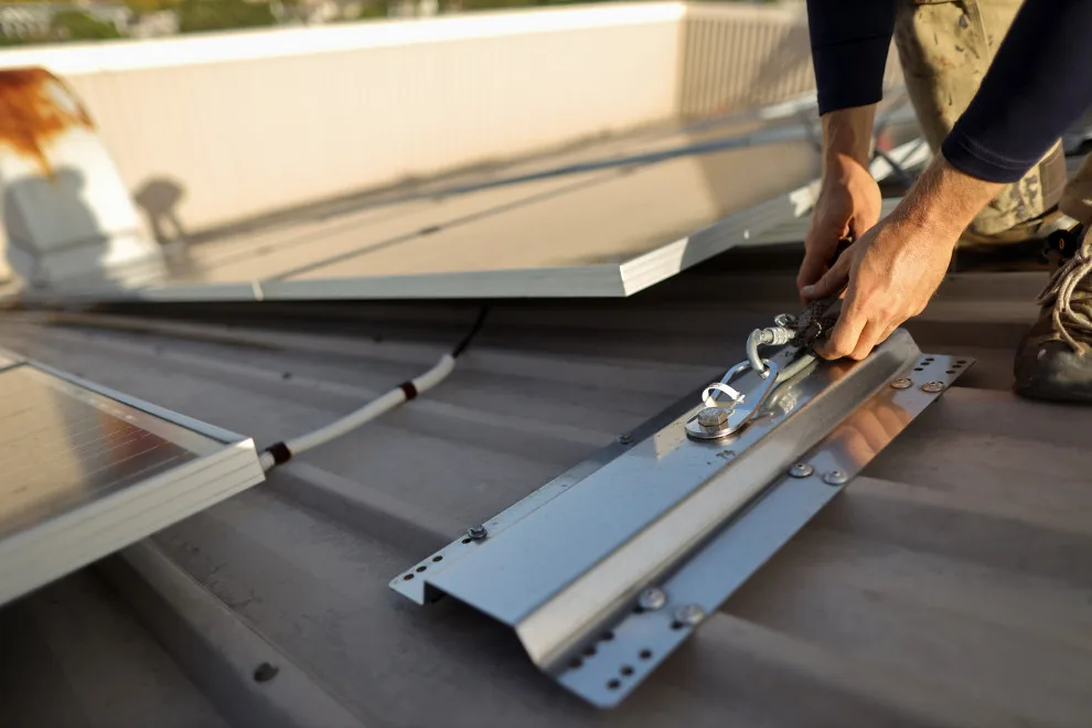 Roof Inspection by Roofing Company & Roofing Contractors TOPLINE - Photo 4