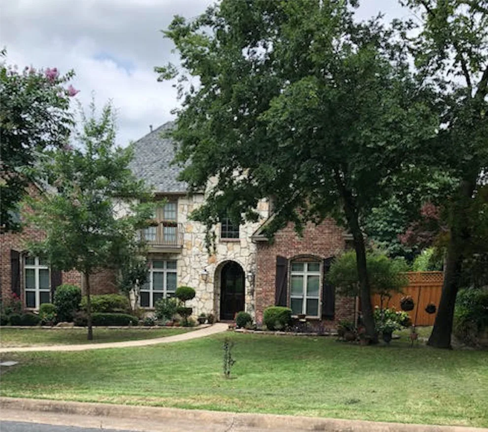 Hollon Roofing - Photo 9