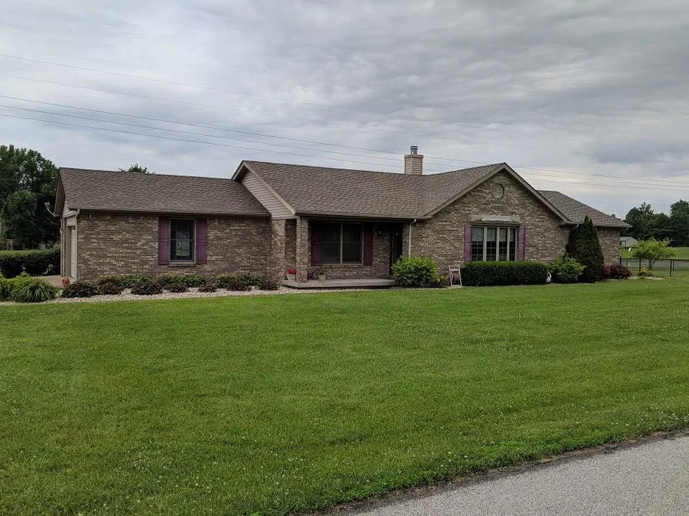 Ranch and Pergola Roofing by Royalty Roofing - Photo 2