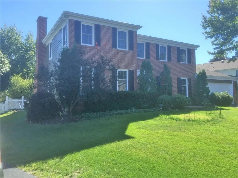 Mundelein, IL Roofing, Siding, Windows, and Gutters by A.B. Edward Enterprises, Inc. - Photo 5