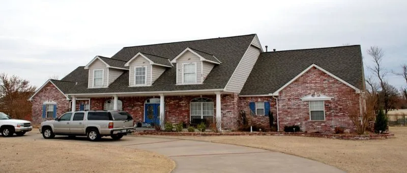 Best Quality Roofing & Construction - Photo 7