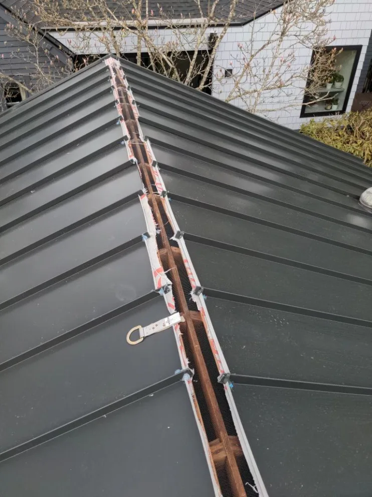 Seattle Metal Roofing by RoofSmart - Photo 7