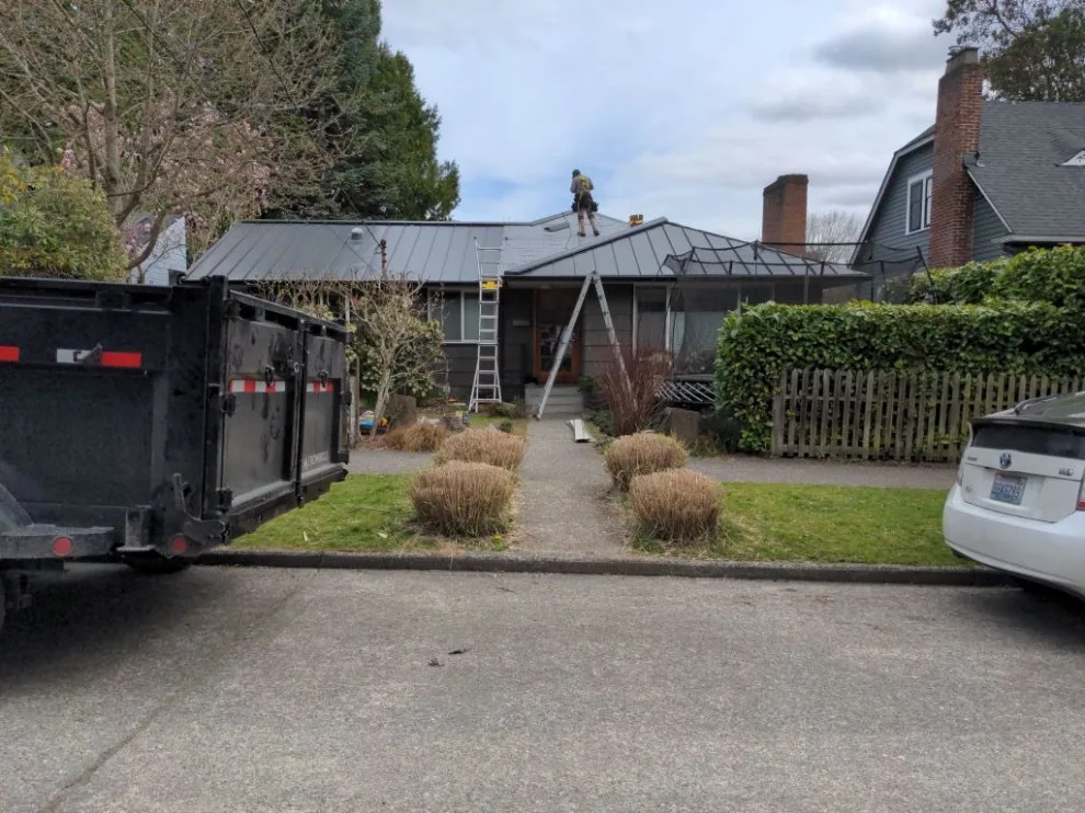 Seattle Metal Roofing by RoofSmart - Photo 4