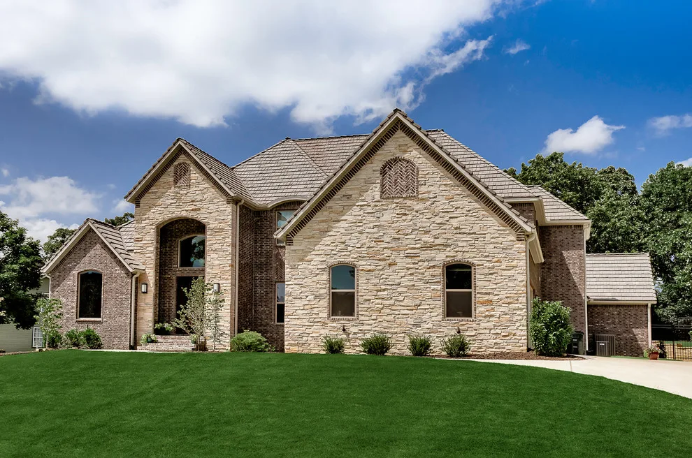 Pinnacle Roofing - Photo 13