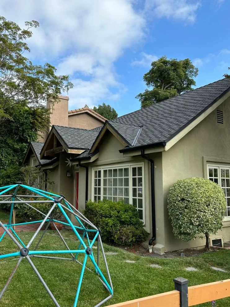 SLR Roofing - Photo 2