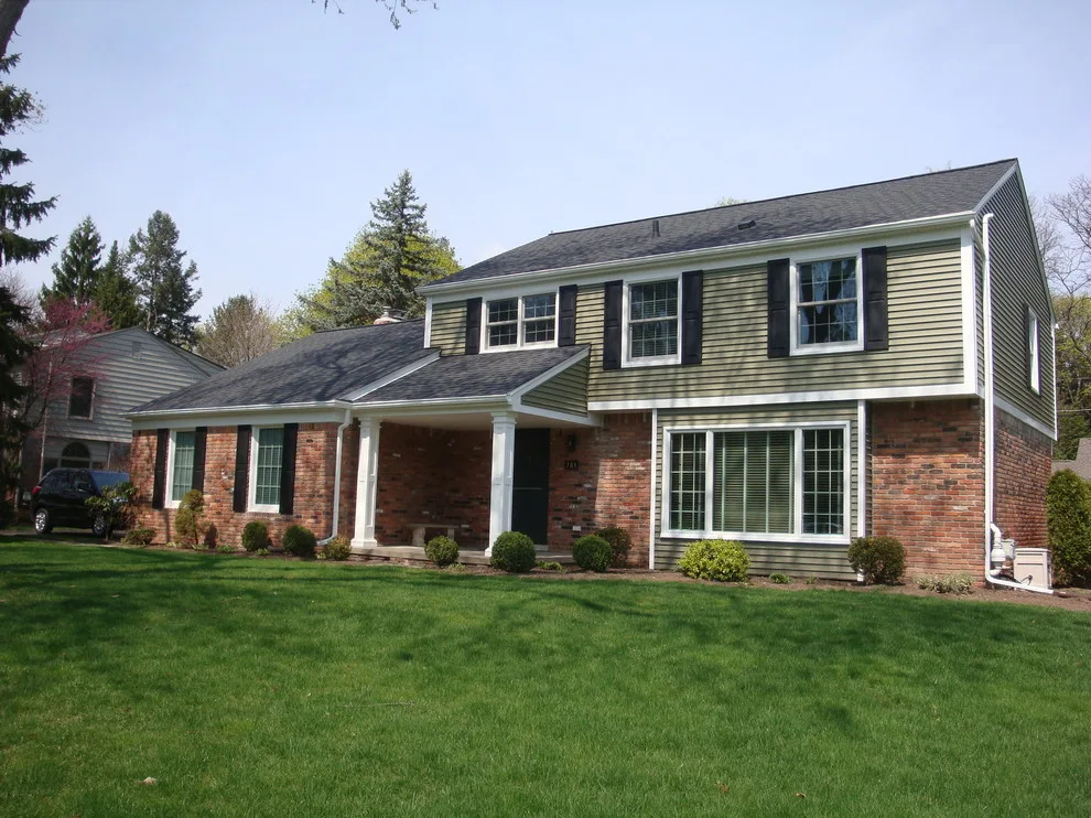 Vinyl Siding for Bloomfield Hills by Bloomfield Construction - Photo 3