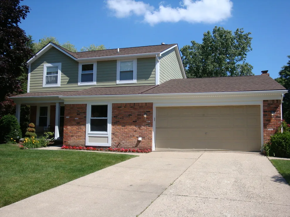 Vinyl Siding for Bloomfield Hills by Bloomfield Construction - Photo 2
