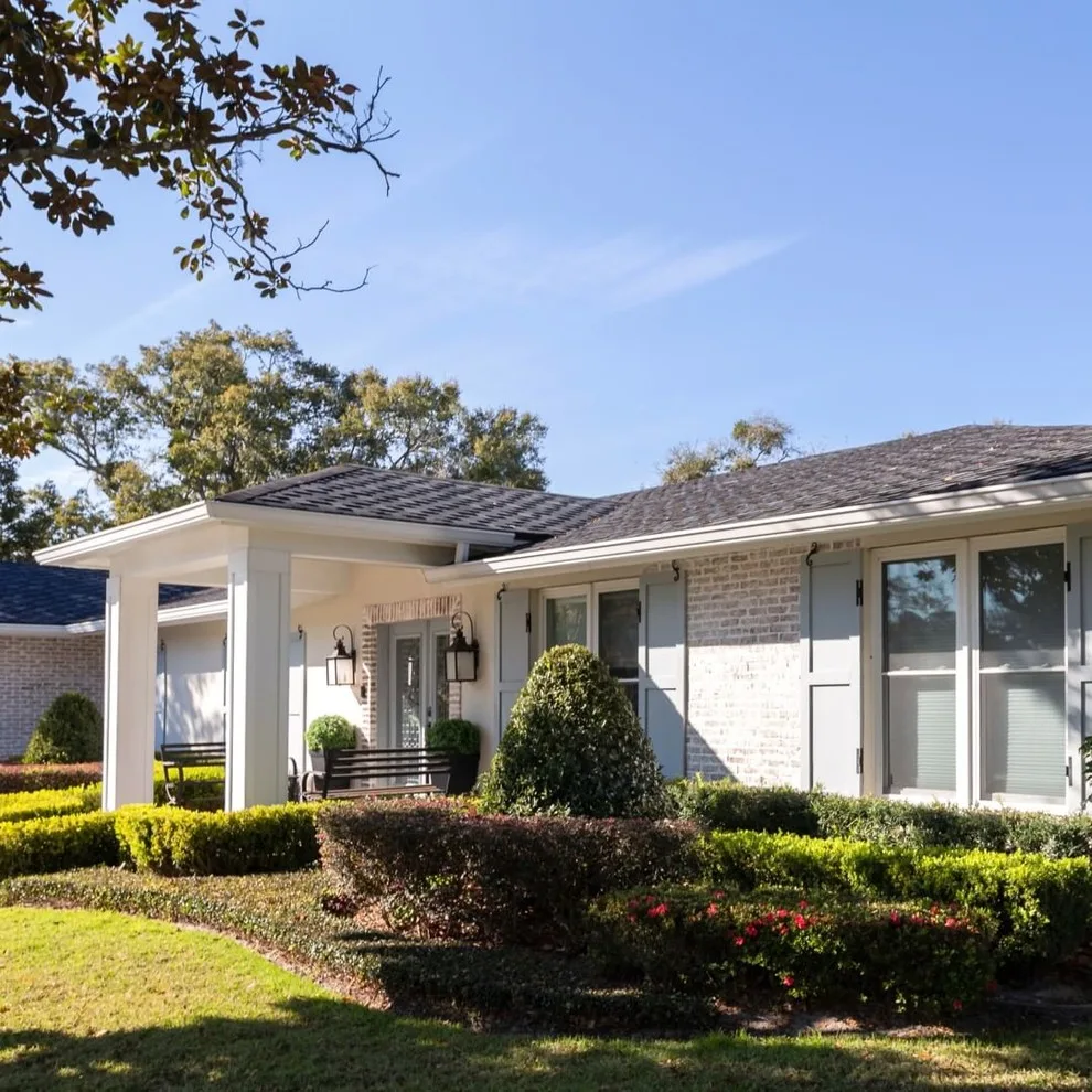 Universal Roof & Contracting - Photo 6
