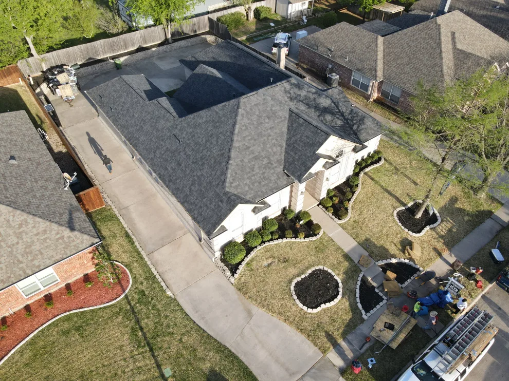 Roger The Roofer - Photo 9