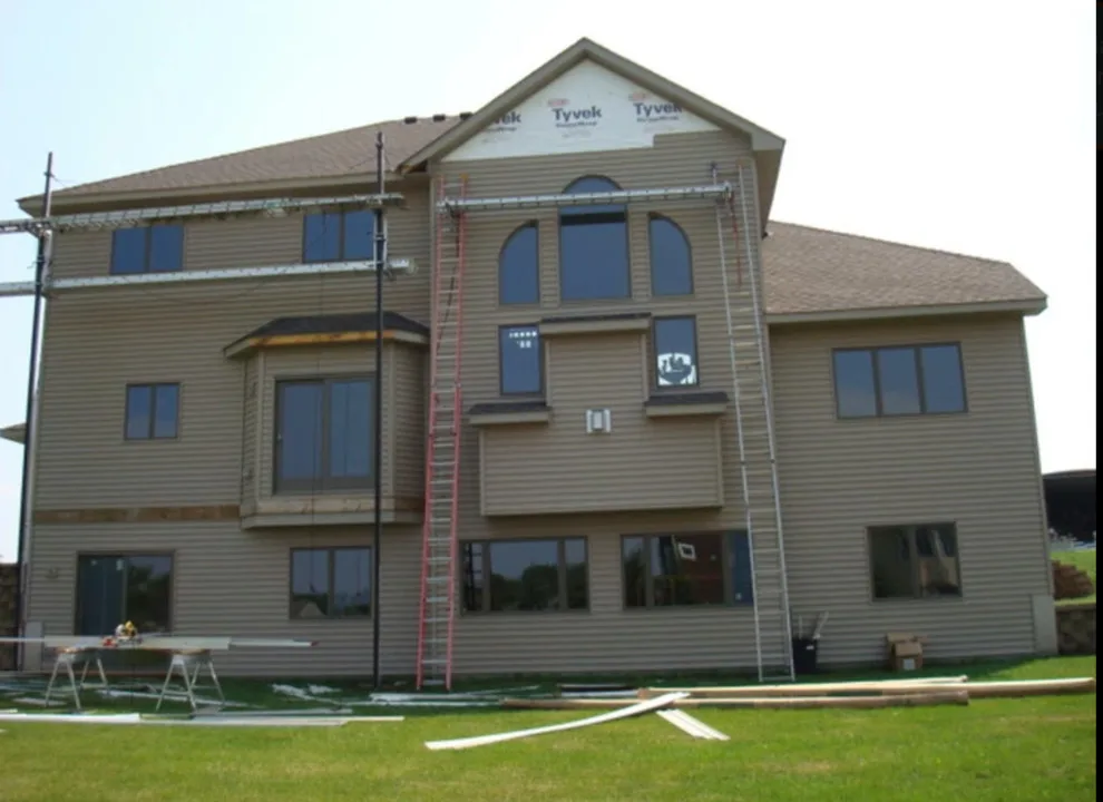 Hawthorne Restoration - Photo 13