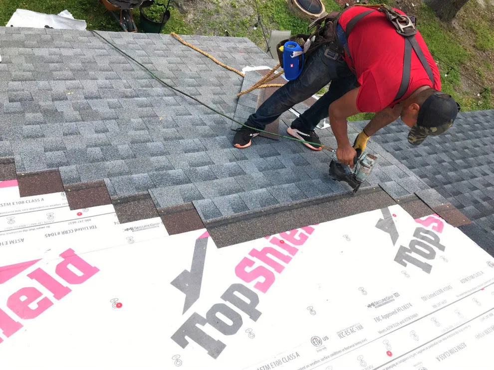 Roofing with Tile and Asphalt by Art Construction - Photo 6