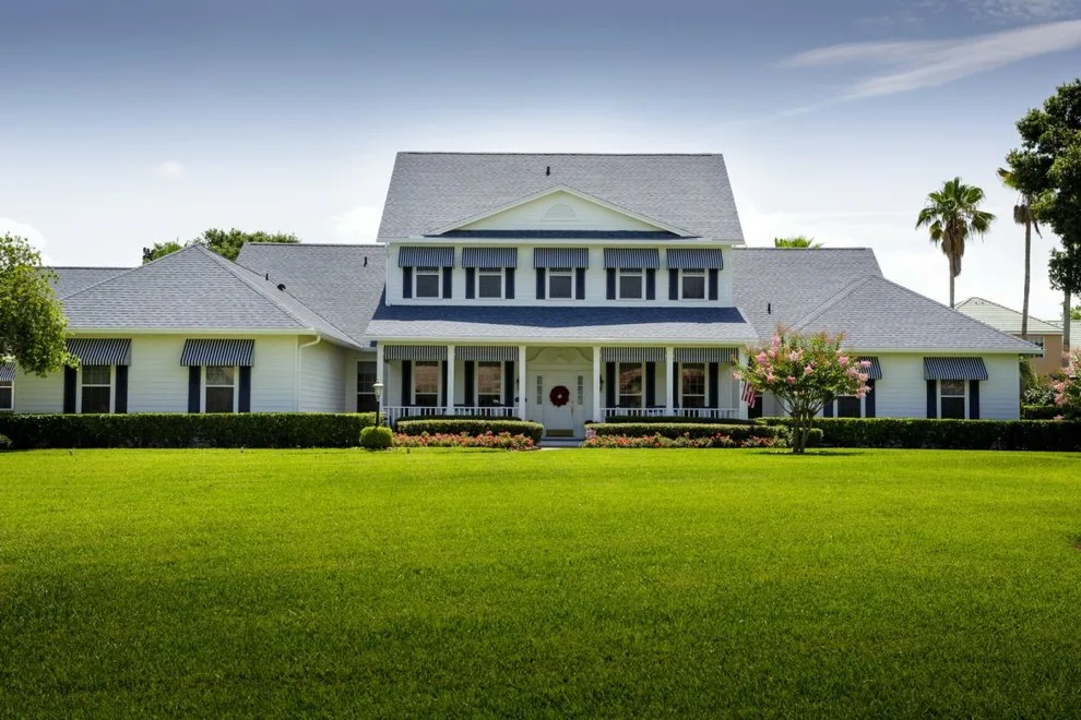 Heritage Gem by Universal Roof & Contracting - Photo 3