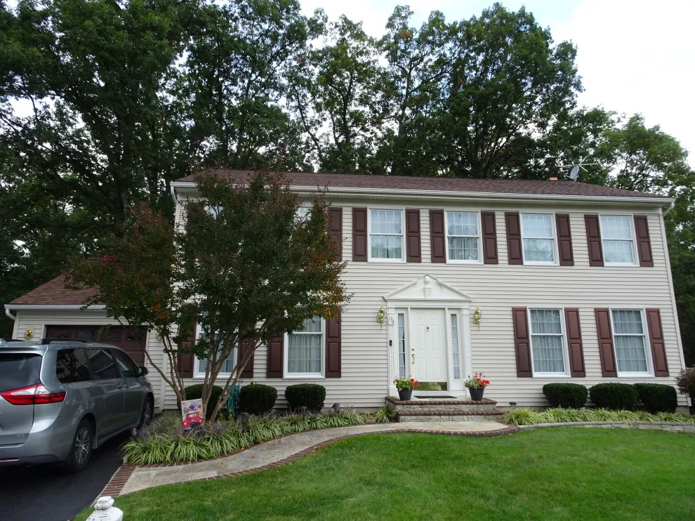 Revised Images by DryHome Roofing & Siding, Inc. - Photo 3