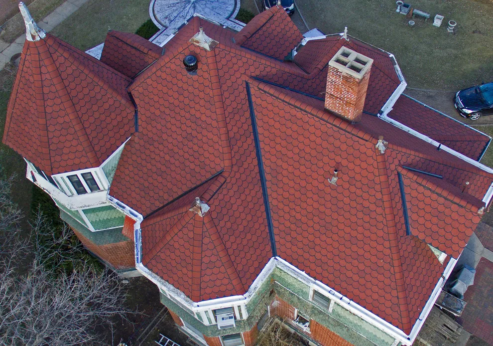 Victorian Era Home by Hometown Roofing - Photo 2