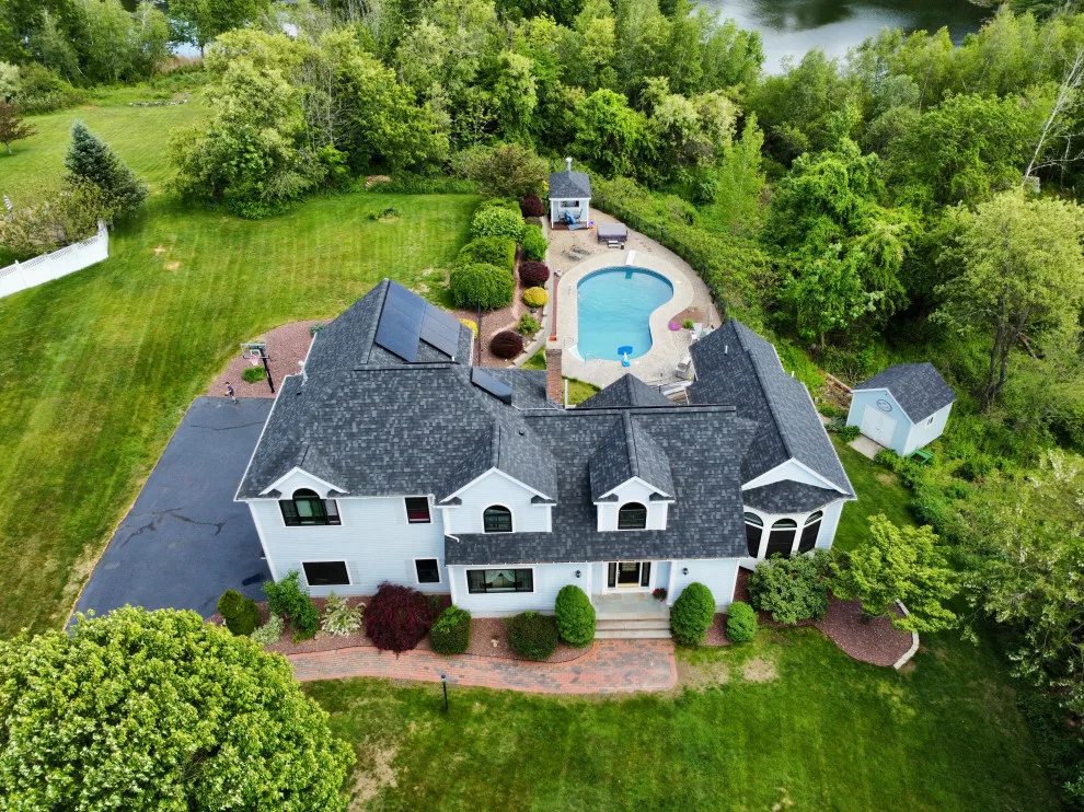 Westford Estate - Stunning New Roof by Black Ladder Group Inc. - Photo 3